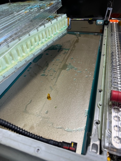 Moisture damage in battery